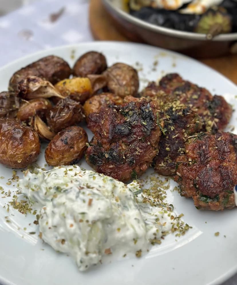 Balkan Usulü Izgara Köfte
